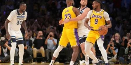 مشاركة تاريخية لليبرون ونجله بروني في NBA - ترند نيوز