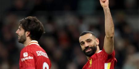 محمد صلاح يدخل تاريخ ليفربول برقمين جديدين بعد هدفيه أمام توتنهام - ترند نيوز