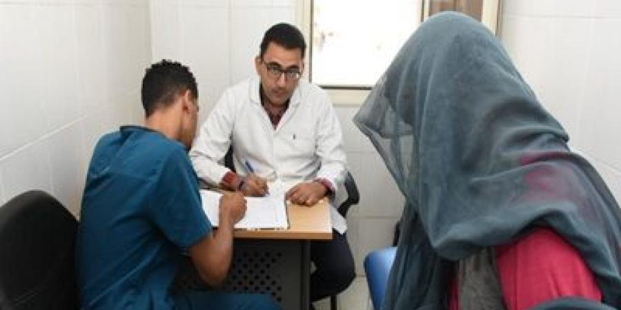 قافلة جامعة عين شمس تقدم خدمتها لـ 10 اَلاف مواطن بحلايب وشلاتين - ترند نيوز