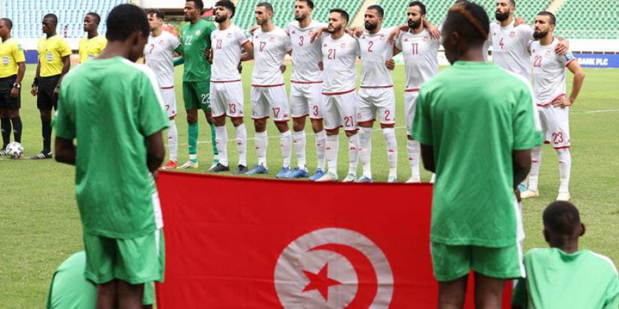 أزمة مالية تضرب علاقة اللاعبين بالمنتخب الوطني .. وأحد المحترفين يكشف الحقيقة - ترند نيوز