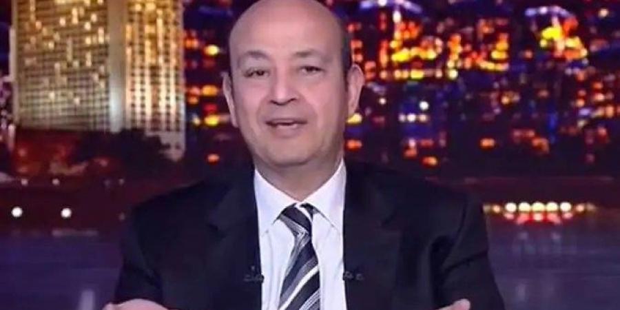 هجوم حاد من عمرو أديب على شركات الاتصالات في مصر بعد رفع الأسعار