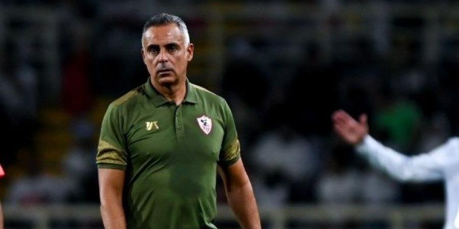 محاضرة فنية أخيرة من جوميز للاعبي الزمالك قبل مباراة إنيمبا بالكونفدرالية - ترند نيوز