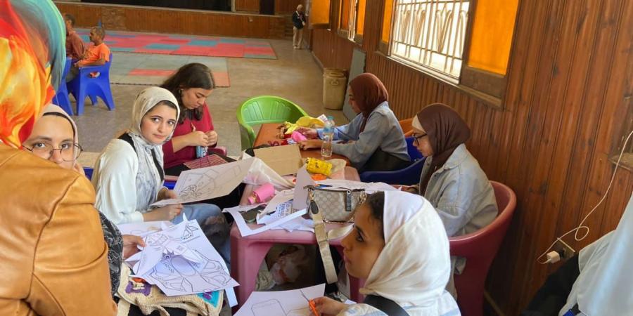 فحص 338 حالة.. جامعة حلوان تنظم قافلة طبية متكاملة بنادي حلوان غرب - ترند نيوز