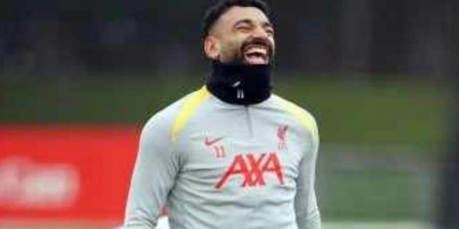 الابتسامة تزين وجه محمد صلاح فى تدريب ليفربول الأخير قبل مواجهة جيرونا.. صور