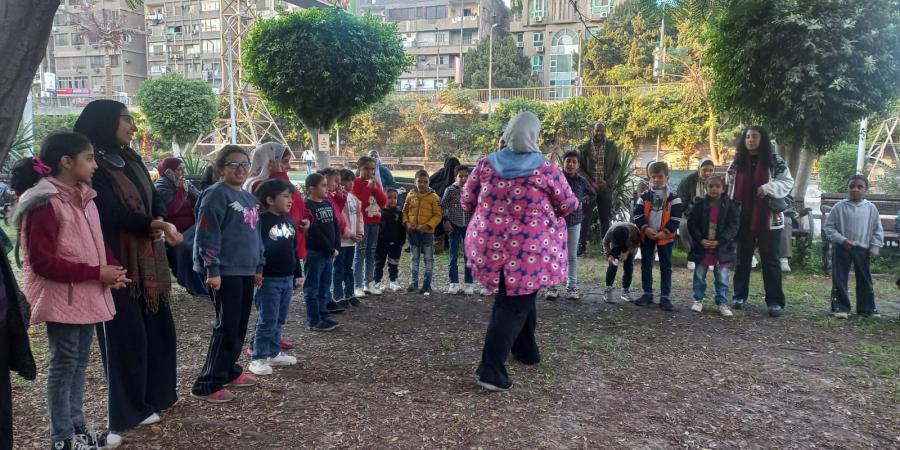 بالصور.. ورشة عمل فنية لأبناء العاملين بحي العجوزة في حديقة الطفل - ترند نيوز