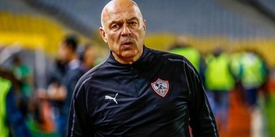 وصول كريستيان جروس إلى القاهرة لقيادة الزمالك ومتابعة مباراة المصري - ترند نيوز