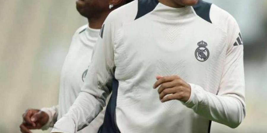 مبابي يقود تشكيل ريال مدريد أمام باتشوكا في نهائي إنتركونتيننتال - ترند نيوز